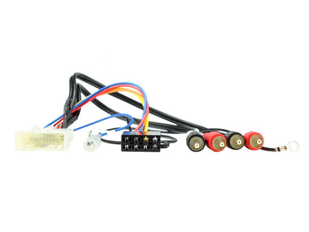 Connects2 CT20NS07 Harness with OEM Amplifed adaptor for Nissan Juke