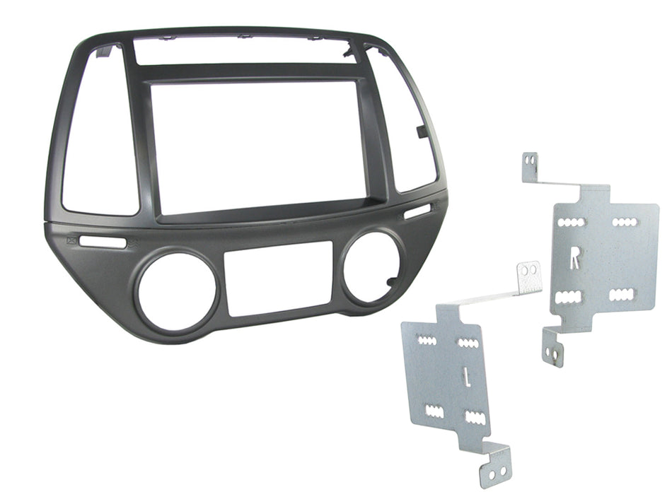 Connects2 CT23HY34 Hyundai i20 2012> Silver Double DIN Fascia