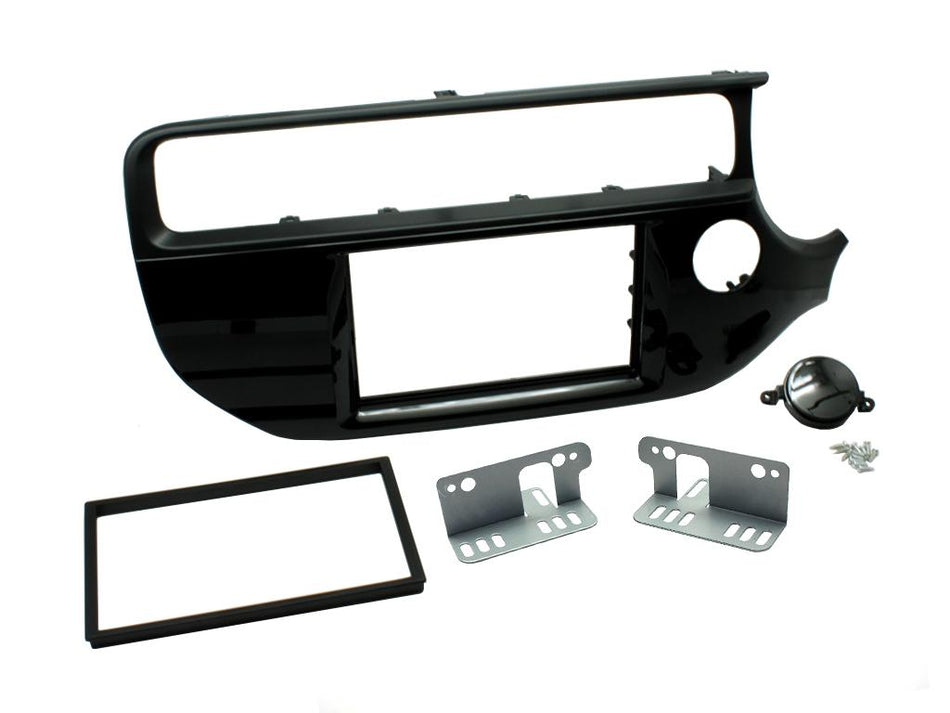 Connects2 CT23KI56 Kia Rio 2015> Gloss Black Double DIN Fascia