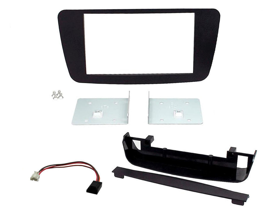 Connects2 CT23MB23 Mercedes CLA A Class GLA 2013> Black Double DIN Fascia