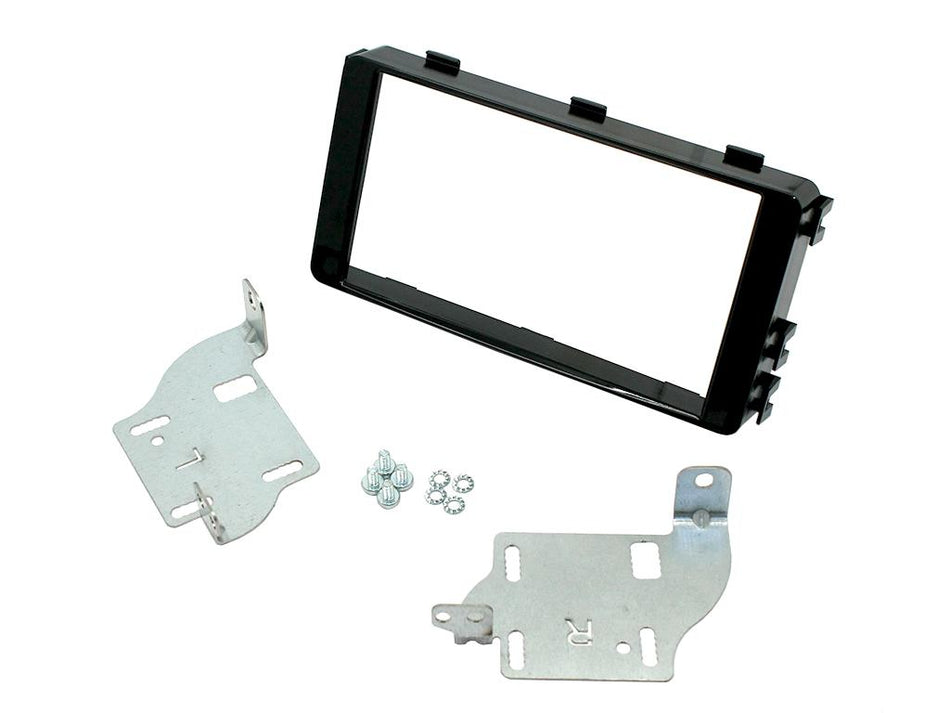 Connects2 CT23MT16 Mitsubishi Outlander 2013> Gloss Black Double DIN Fascia