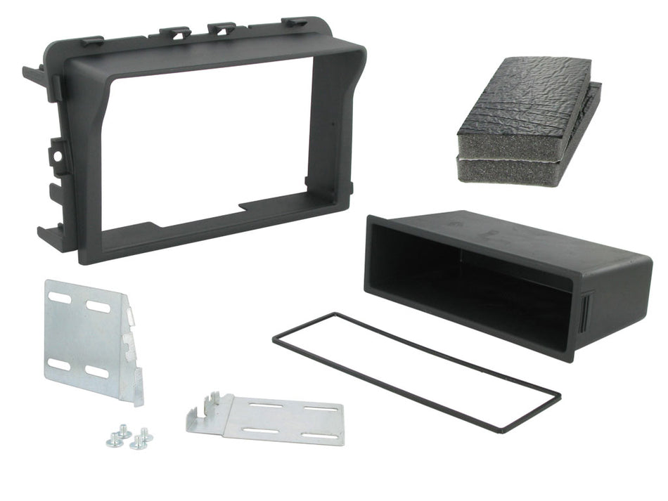 Connects2 CT23NS13 Nissan Primastar 2011> 2014 Black Double DIN Fascia