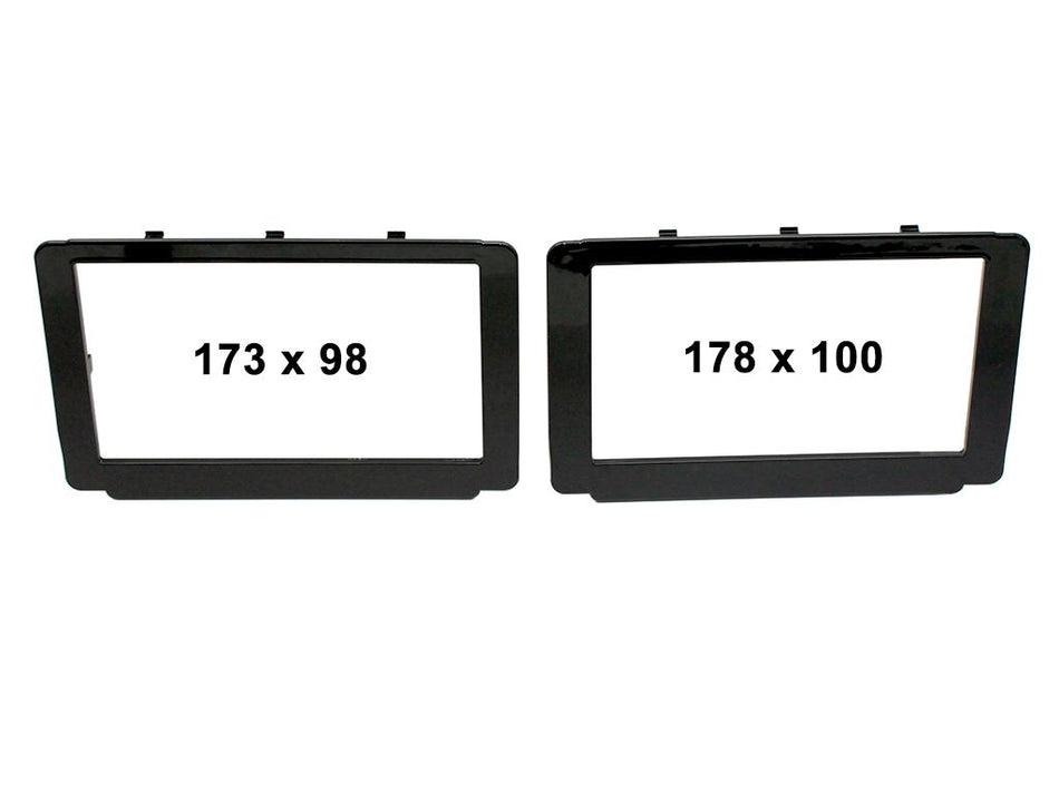 Connects2 CT23TY59 Double Din Fascia Plate for Toyota Hilux 2015